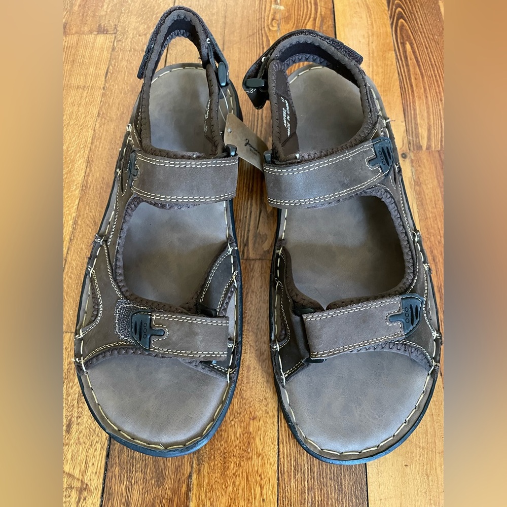 Jousen Milán Mens Size 13 Sandals with Hook and Loop Straps, new with tag